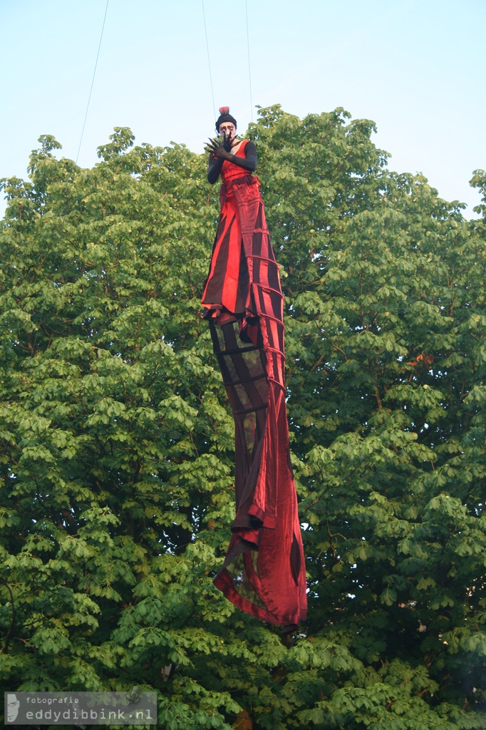 Deventer Op Stelten - 2010-07-09 - DoS La Fura dels Baus en Close-Act 014 - by Eddy Dibbink